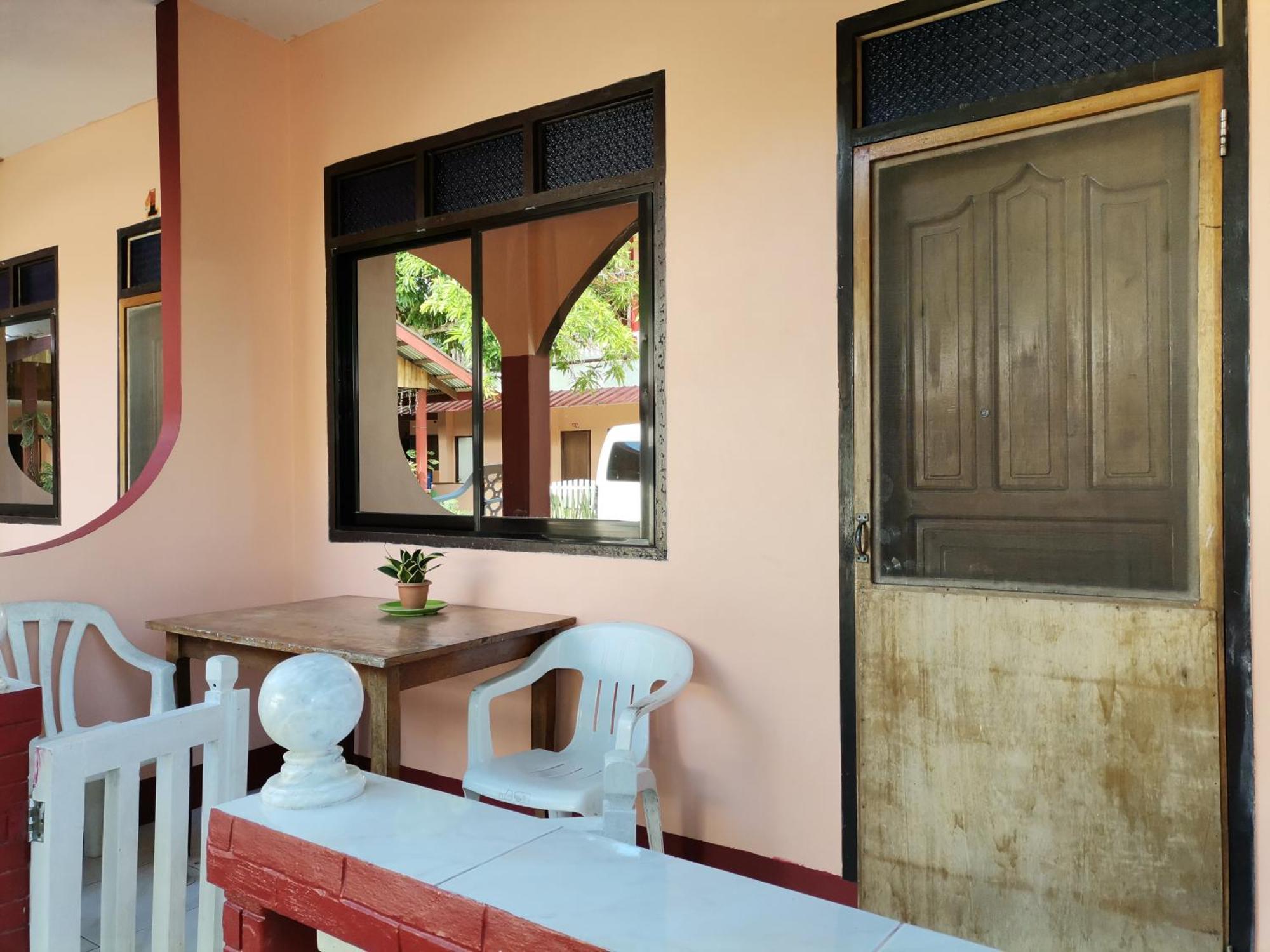 Jbr Tourist Inn - Port Barton Itaytay Экстерьер фото